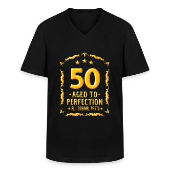 50-års fødselsdag - 50 år gammel - Klassisk herre T-shirt med V-udskæring - sort - Foran - AI Model Male 178 dark (178cm)