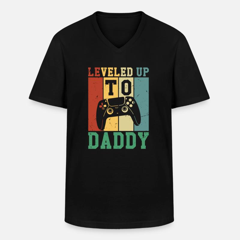 Leveled Up To Daddy - Men's V-Neck T-Shirt - black