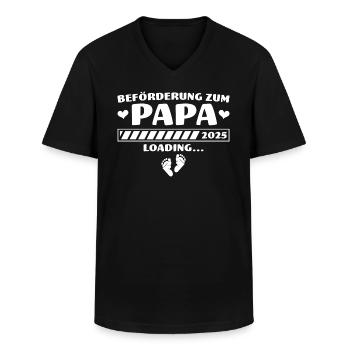 Beförderung zum Papa 2025 lädt - Männer-T-Shirt mit V-Ausschnitt - Schwarz - Vorne - AI Model Male 178 dark (178cm)