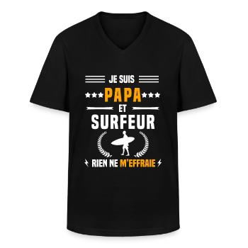papa surfeur rien ne m'effraie papa surf - T-shirt col V Homme - noir - Devant - AI Model Male 178 dark (178cm)