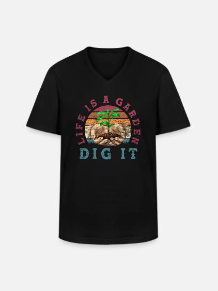 Life garden gardener - Men's V-Neck T-Shirt - black