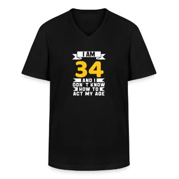 34 Jahre altes 34. lustiges Geburtstagsgeschenk - Männer-T-Shirt mit V-Ausschnitt - Schwarz - Vorne - AI Model Male 178 dark (178cm)