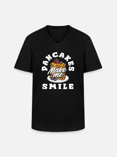 Pancakes make me smile - Men's V-Neck T-Shirt - black