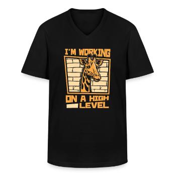 Je travaille sur un giraffidé africain de haut niveau - T-shirt col V Homme - noir - Devant - AI Model Male 178 dark (178cm)