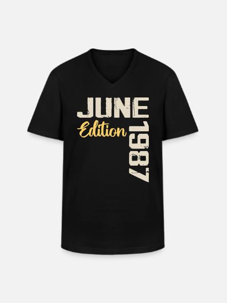 Born in June 1987 Gift June 1987 Birthday - Men's V-Neck T-Shirt - black