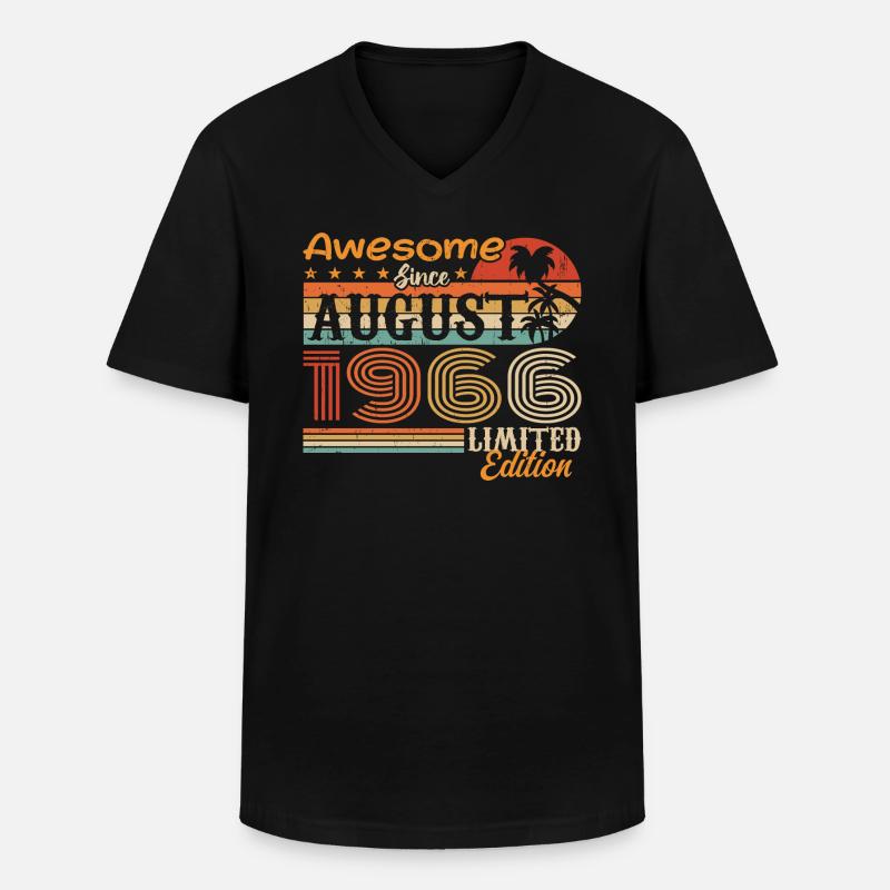 1966 August Geschenkidee August 1966 - Männer-T-Shirt mit V-Ausschnitt - Schwarz