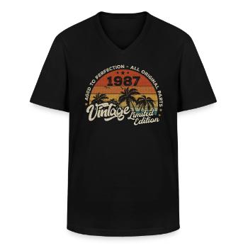 Vintage 1987 Geburtstag Retro 1987 - Männer-T-Shirt mit V-Ausschnitt - Schwarz - Vorne - AI Model Male 178 dark (178cm)