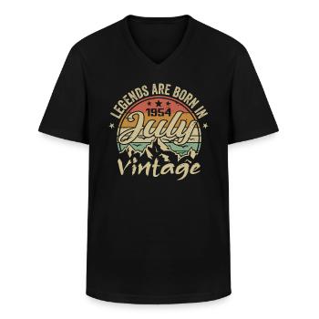 Jahrgang Juli 1954 Geburtstag Juli 1954 - Männer-T-Shirt mit V-Ausschnitt - Schwarz - Vorne - AI Model Male 178 dark (178cm)