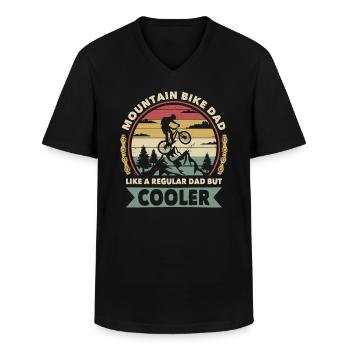 Mountain Bike Dad Like a regular dad but cooler - Männer-T-Shirt mit V-Ausschnitt - Schwarz - Vorne - AI Model Male 178 dark (178cm)