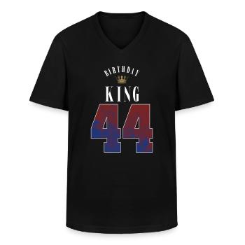 Birthday King 44 Jahre 44. Geburtstag Geschenk - Männer-T-Shirt mit V-Ausschnitt - Schwarz - Vorne - AI Model Male 178 dark (178cm)