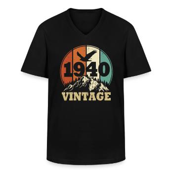 Vintage 1940 - Men's V-Neck T-Shirt - black - Front - AI Model Male 178 dark (178cm)