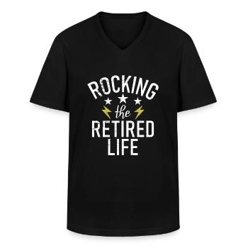 Regalos de jubilación - Camiseta con cuello de pico hombre - negro - delante - AI Model Male 178 dark (178cm)