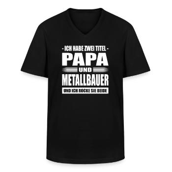 Zwei Titel Papa und Metallbauer Spruch Metallbau - Männer-T-Shirt mit V-Ausschnitt - Schwarz - Vorne - AI Model Male 178 dark (178cm)