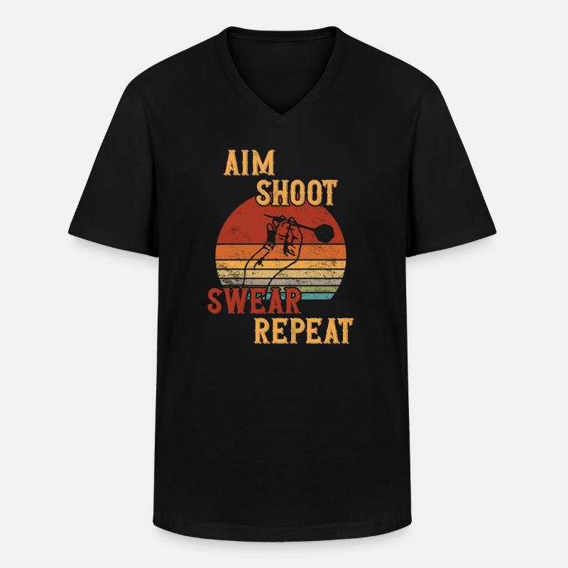 Aim Shoot Swear Repeat / Darts - Männer-T-Shirt mit V-Ausschnitt - Schwarz