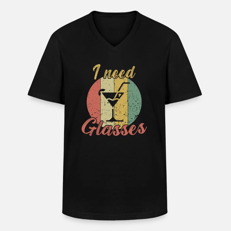 I need Glasses / Cocktail - Männer-T-Shirt mit V-Ausschnitt - Schwarz