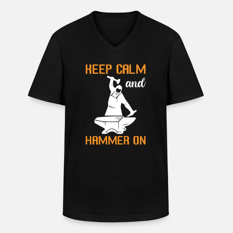 Keep calm and hammer on - Männer-T-Shirt mit V-Ausschnitt - Schwarz