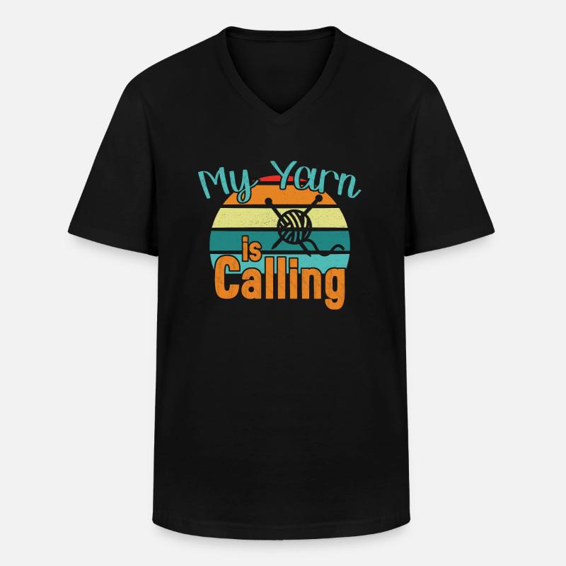 My Yarn is Calling / Häkeln - Männer-T-Shirt mit V-Ausschnitt - Schwarz