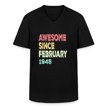 Großartig seit Februar 1945 - Männer-T-Shirt mit V-Ausschnitt - Schwarz - Vorne - AI Model Male 178 dark (178cm)