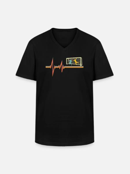 Fußballzubehör Geschenkidee Fußballfan - Männer-T-Shirt mit V-Ausschnitt - Schwarz