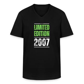 Limited Edition 2007 18. Geburtstag Geschenk - Männer-T-Shirt mit V-Ausschnitt - Schwarz - Vorne - AI Model Male 178 dark (178cm)