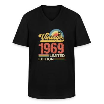 Limited Edition Vintage Geburtstag Jahrgang 1969 - Männer-T-Shirt mit V-Ausschnitt - Schwarz - Vorne - AI Model Male 178 dark (178cm)