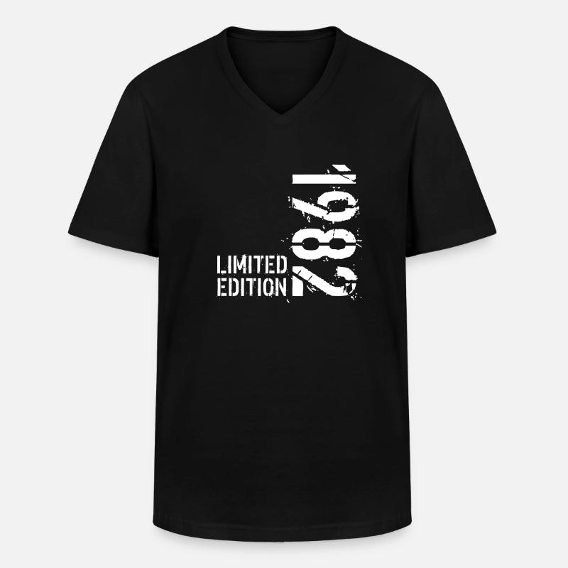 LIMITIERTE EDITION 1982 - Männer-T-Shirt mit V-Ausschnitt - Schwarz