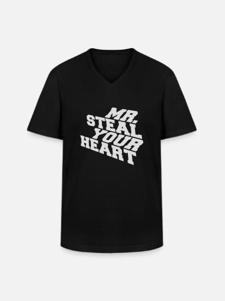 mr steal your heart - Men's V-Neck T-Shirt - black