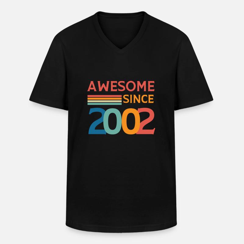 Großartig seit 2002 - Männer-T-Shirt mit V-Ausschnitt - Schwarz