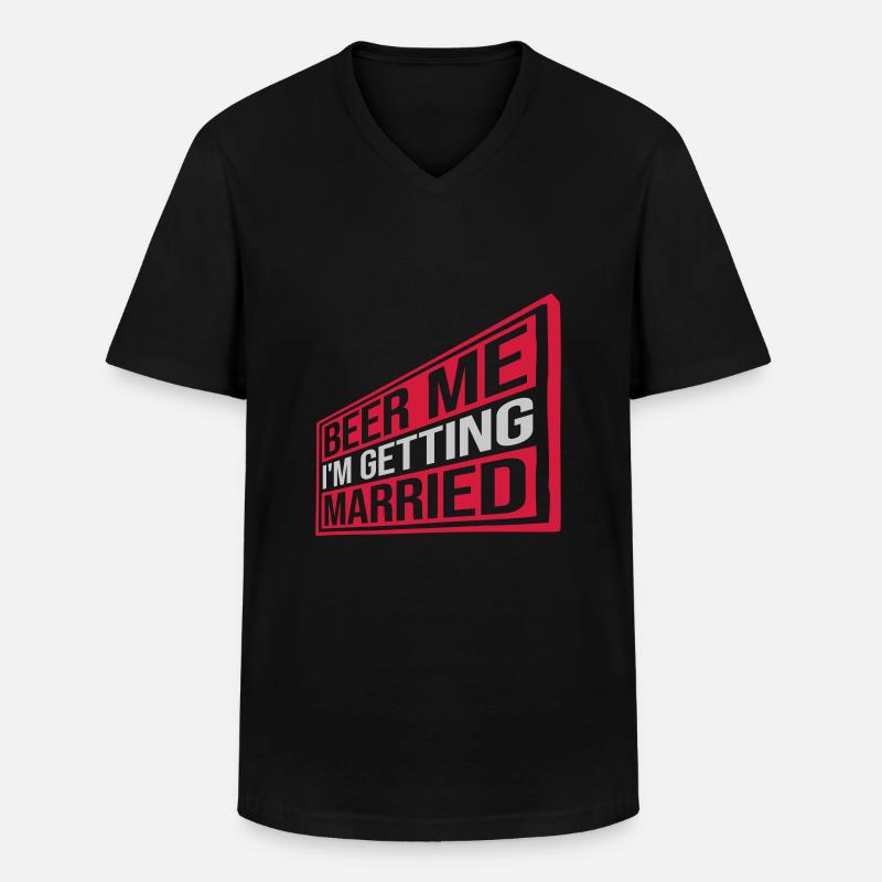 Beer Me Getting Married - Männer-T-Shirt mit V-Ausschnitt - Schwarz