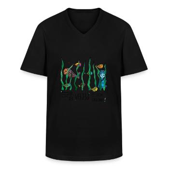 Udus mit den Fischen im Wasser - Männer-T-Shirt mit V-Ausschnitt - Schwarz - Vorne - AI Model Male 178 dark (178cm)