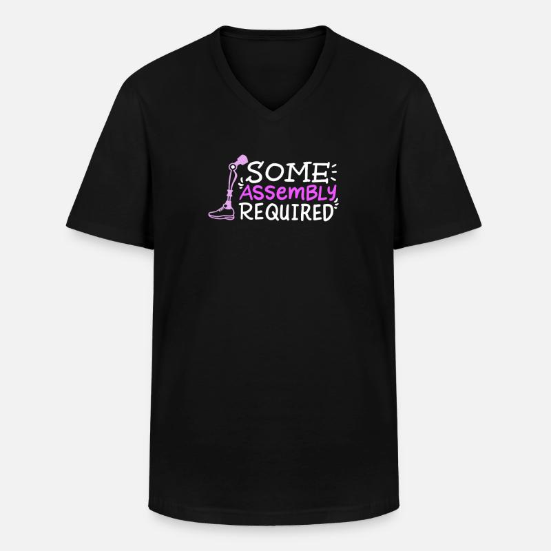 AMPUTEE: Assembly Required - Männer-T-Shirt mit V-Ausschnitt - Schwarz