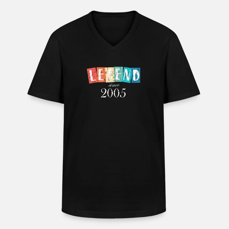 Legende seit 2005 - Männer-T-Shirt mit V-Ausschnitt - Schwarz