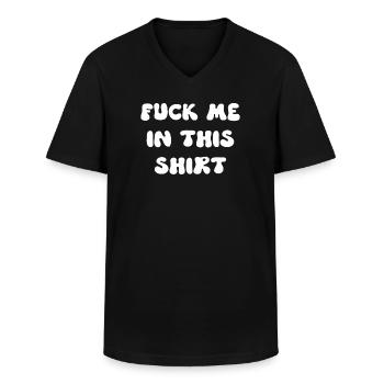 Baise-moi dans cette chemise - T-shirt col V Homme - noir - Devant - AI Model Male 178 dark (178cm)