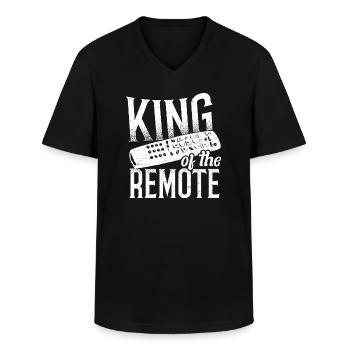 King of the Remote - Vater - Männer-T-Shirt mit V-Ausschnitt - Schwarz - Vorne - AI Model Male 178 dark (178cm)