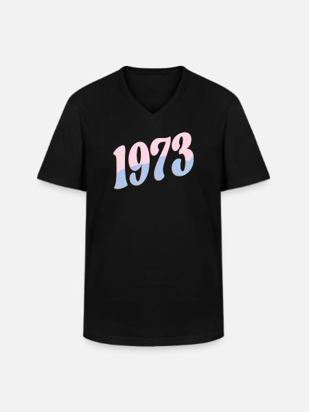 1973 Birthday Gifts Retro - Men's V-Neck T-Shirt - black
