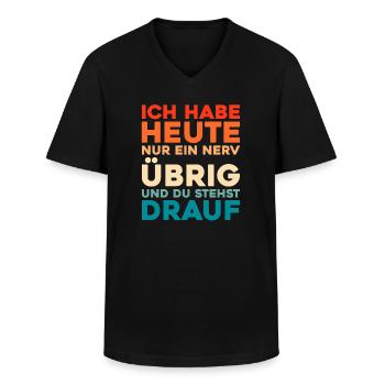Schwarzer Humor - Männer-T-Shirt mit V-Ausschnitt - Schwarz - Vorne - AI Model Male 178 dark (178cm)