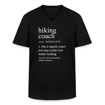 Définition du coach de randonnée : Instructeur de plein air drôle - T-shirt col V Homme - noir - Devant - AI Model Male 178 dark (178cm)