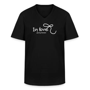 Amoureux de la liberté - T-shirt col V Homme - noir - Devant - AI Model Male 178 dark (178cm)