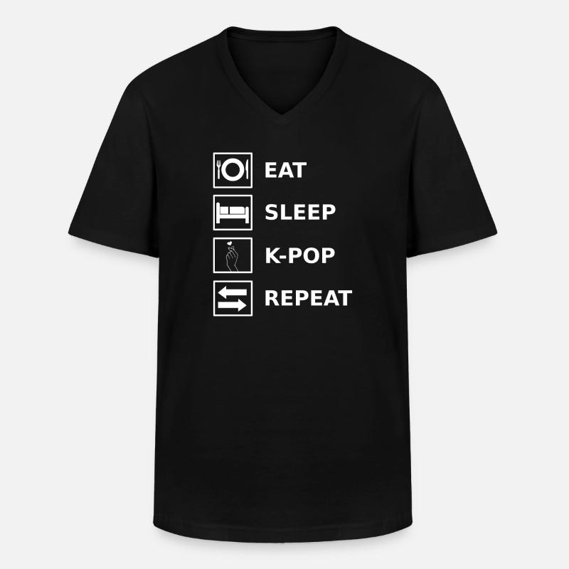 Eat Sleep K-Pop Repeat - Männer-T-Shirt mit V-Ausschnitt - Schwarz