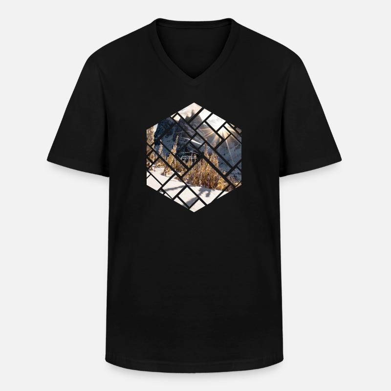 Dolomiten Seceda Winterlandschaft - Männer-T-Shirt mit V-Ausschnitt - Schwarz