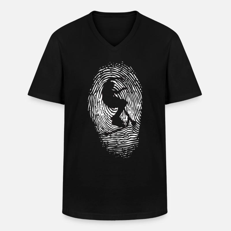 Fußabdruck eines Rollers - Männer-T-Shirt mit V-Ausschnitt - Schwarz