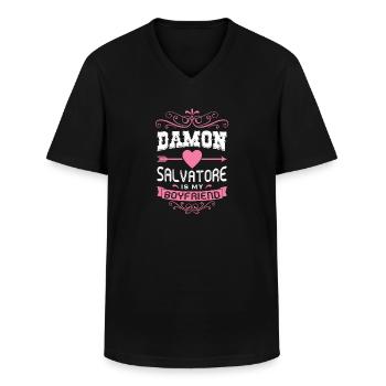 Damon Salvatore ist mein Freund - Männer-T-Shirt mit V-Ausschnitt - Schwarz - Vorne - AI Model Male 178 dark (178cm)