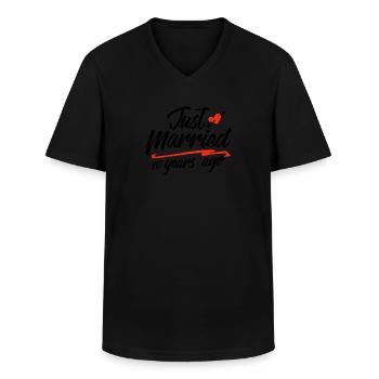 Mariage amusant il y a 40 ans - T-shirt col V Homme - noir - Devant - AI Model Male 178 dark (178cm)