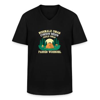 Witziger Spruch Coole Oma Omi Geschenk Wohnwagen - Männer-T-Shirt mit V-Ausschnitt - Schwarz - Vorne - AI Model Male 178 dark (178cm)