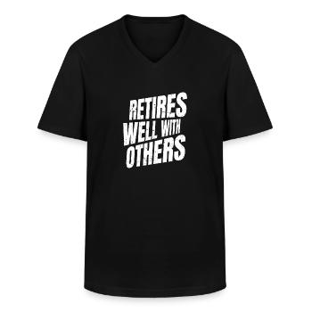 Rentner Rente - Männer-T-Shirt mit V-Ausschnitt - Schwarz - Vorne - AI Model Male 178 dark (178cm)