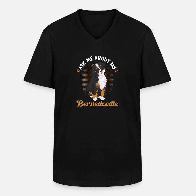 Bernedoodle Hund - Männer-T-Shirt mit V-Ausschnitt - Schwarz