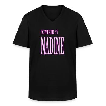 Je m’appelle Nadine Je suis Nadine Propulsé par Nadine - T-shirt col V Homme - noir - Devant - AI Model Male 178 dark (178cm)