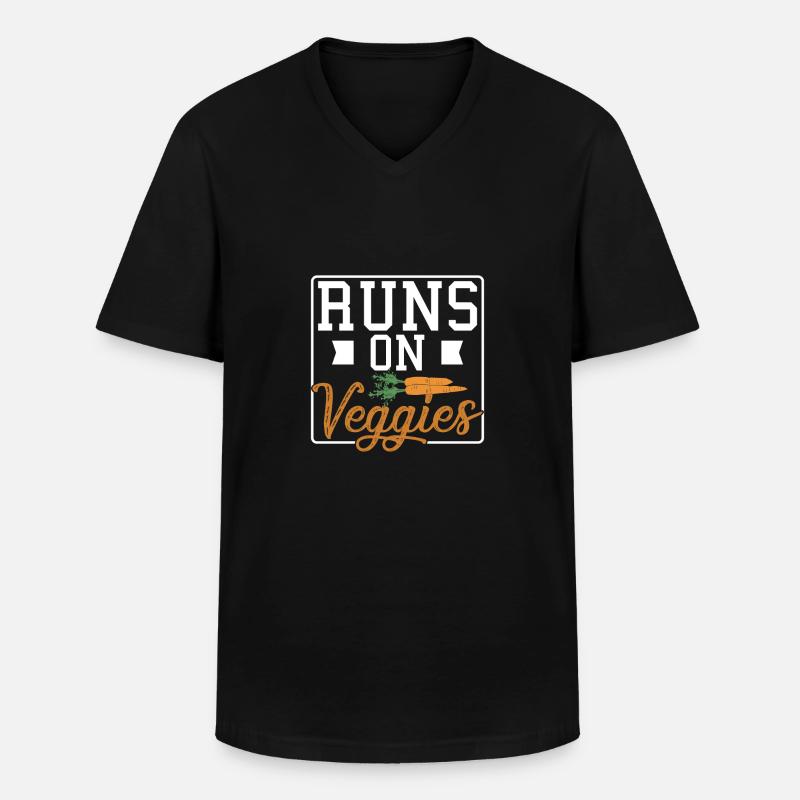 Runs on Veggies - Männer-T-Shirt mit V-Ausschnitt - Schwarz