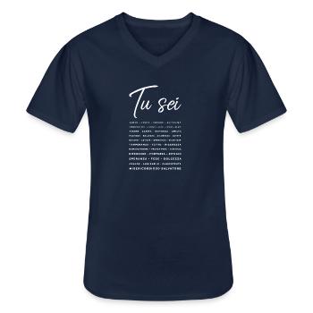 Tu sei B - Maglietta da uomo classica con scollo a V - navy - Fronte - AI Model Male 178 dark (178cm)