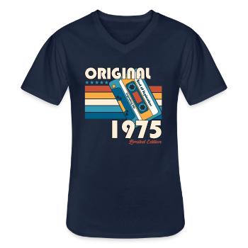 September 1975, 50th Birthday Cassette 1975 - Men's V-Neck T-Shirt - navy - Front - AI Model Male 178 dark (178cm)